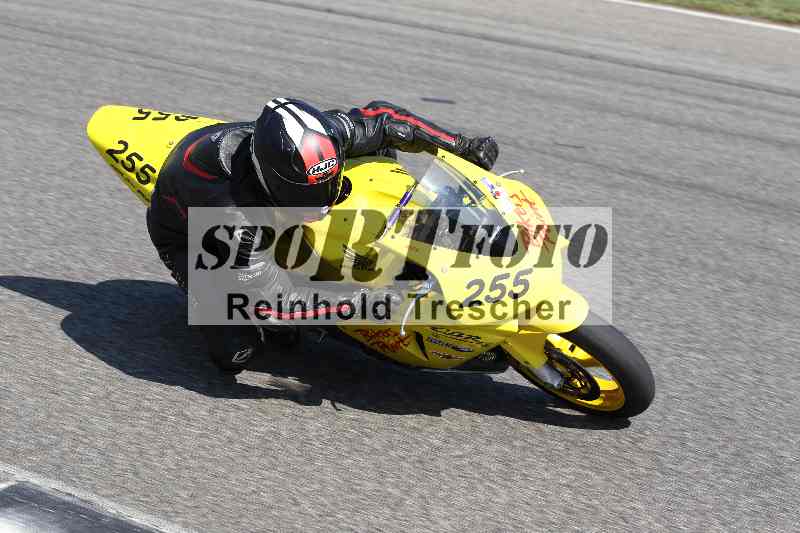 /44 09.08.2025 Plüss Moto Sport ADR/Freies Fahren/255